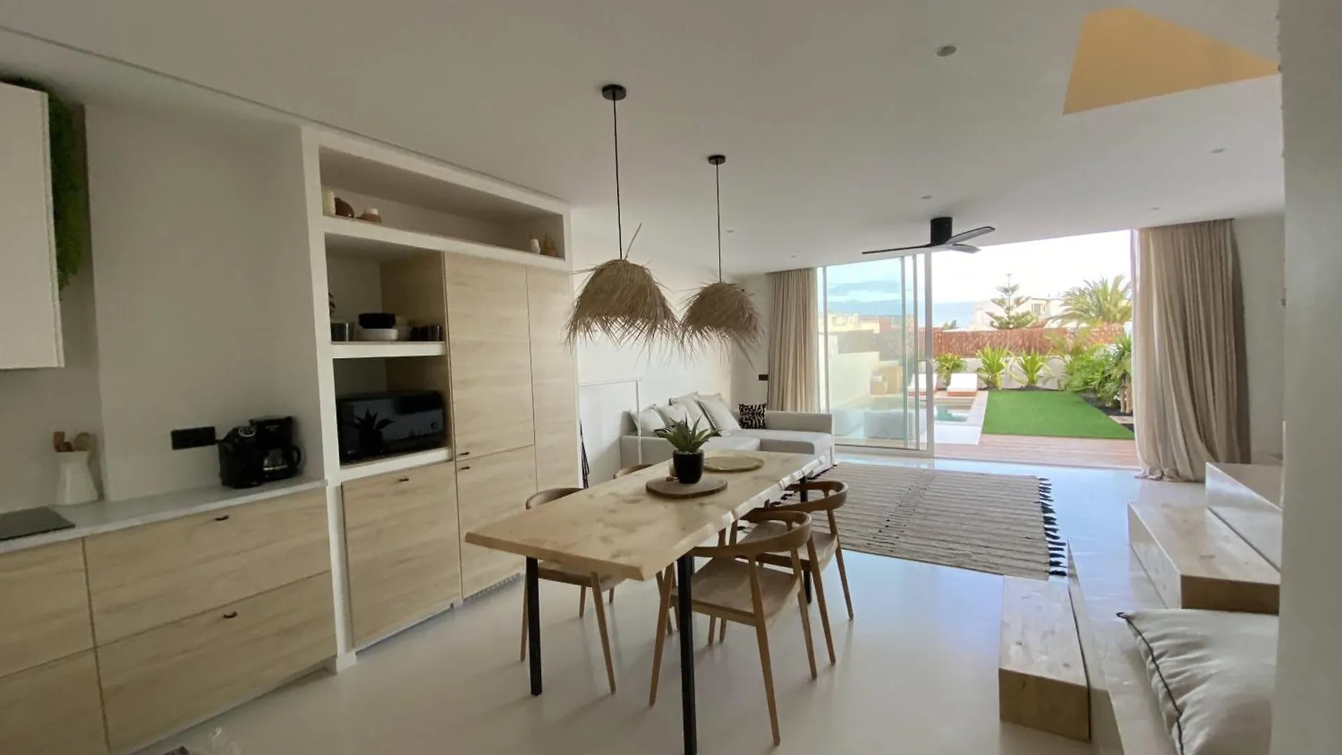 Casa Damar With Sea View & Heated Pool Villa Corralejo Spain